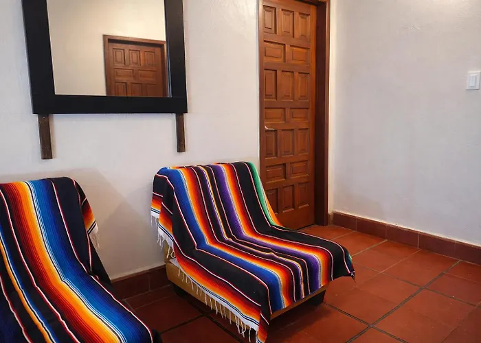 Habitación en casa particular Casa Mexicaníssima 4br, 4 To 12 Guests Coyoacán, Familias, Grupos *